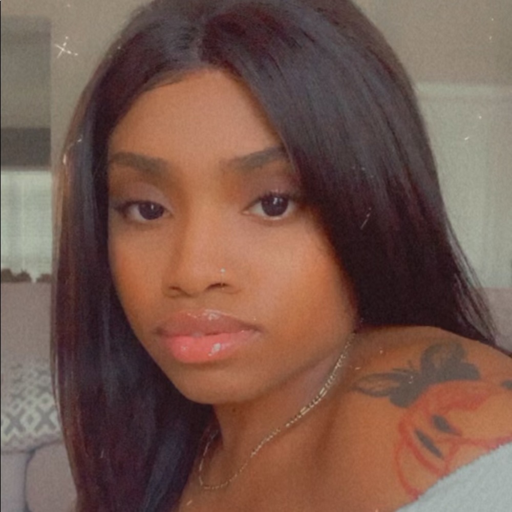Meet your Posher, Sakayla